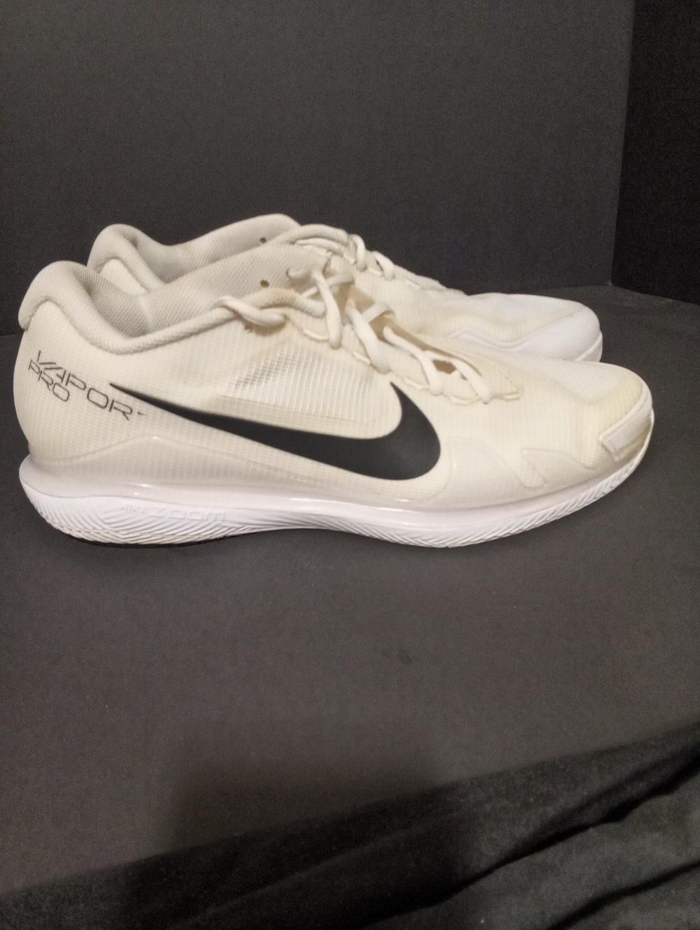 NikeCourt Air Zoom Vapor Men's Size 12.5